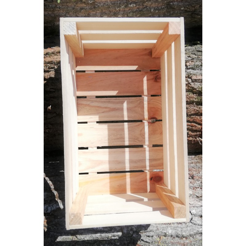 Caisse 50x30cm, hauteur 25cm Caisse 50x30cm, hauteur 25cm